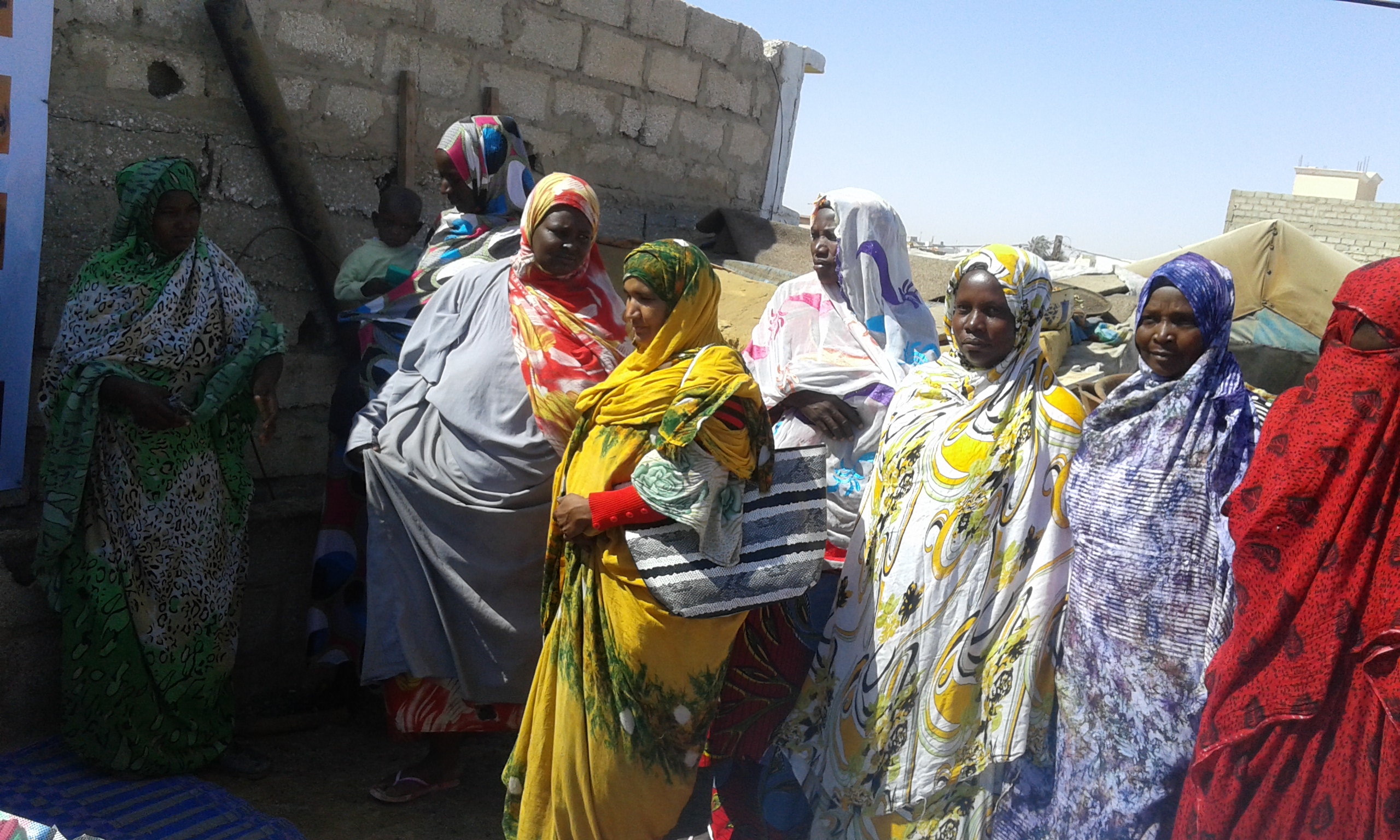 Distribution Matériels complet pour production couscous bénéficiaires 50 Femmes et 40 Jeunes Femmes contribution ADPDH Pour l'autonomisation des Femmes et jeunes femmes
